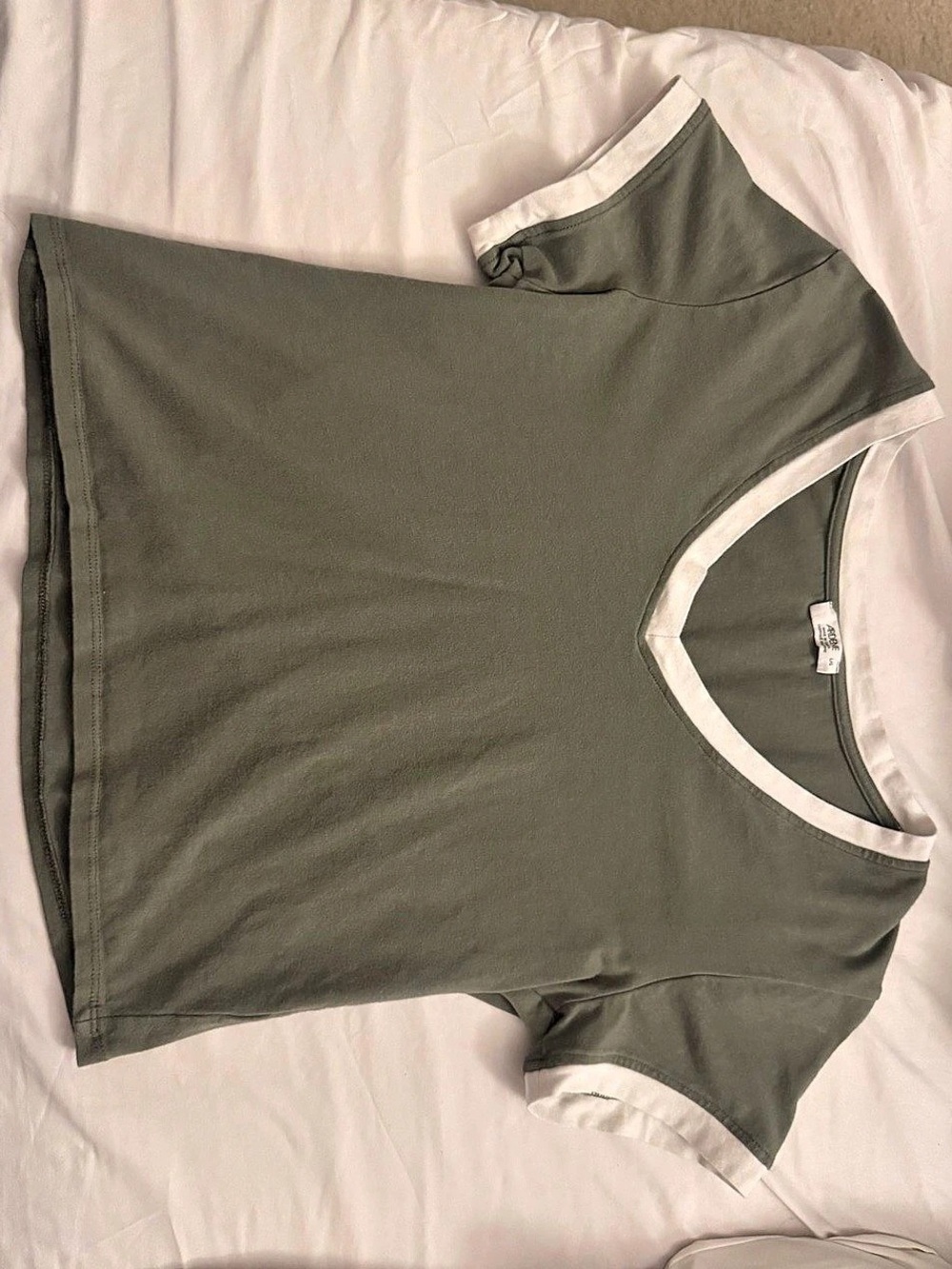ARDENE Green & White Short Sleeve Size Large Like New